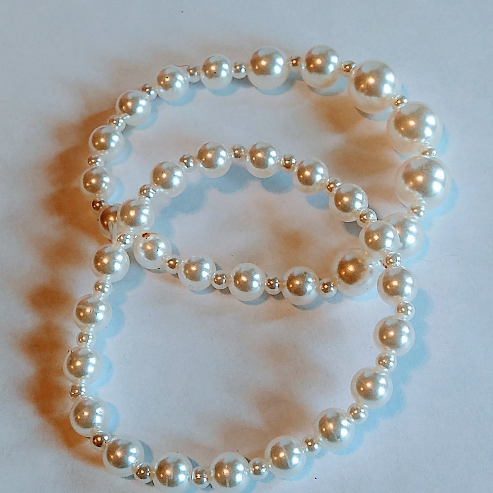 Pearl bracelet